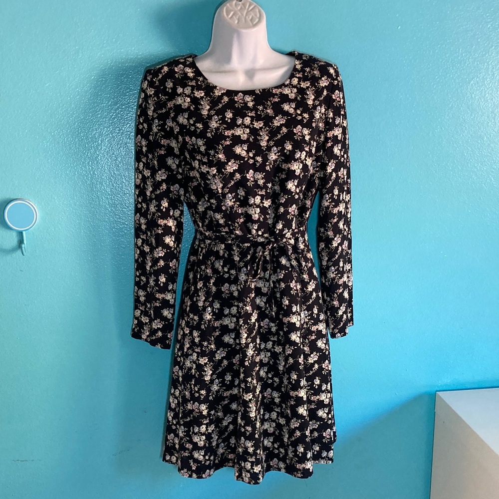 Aylesbury Womens Size XS Toyko Style Floral Long Sleeve Belted Dress Lined